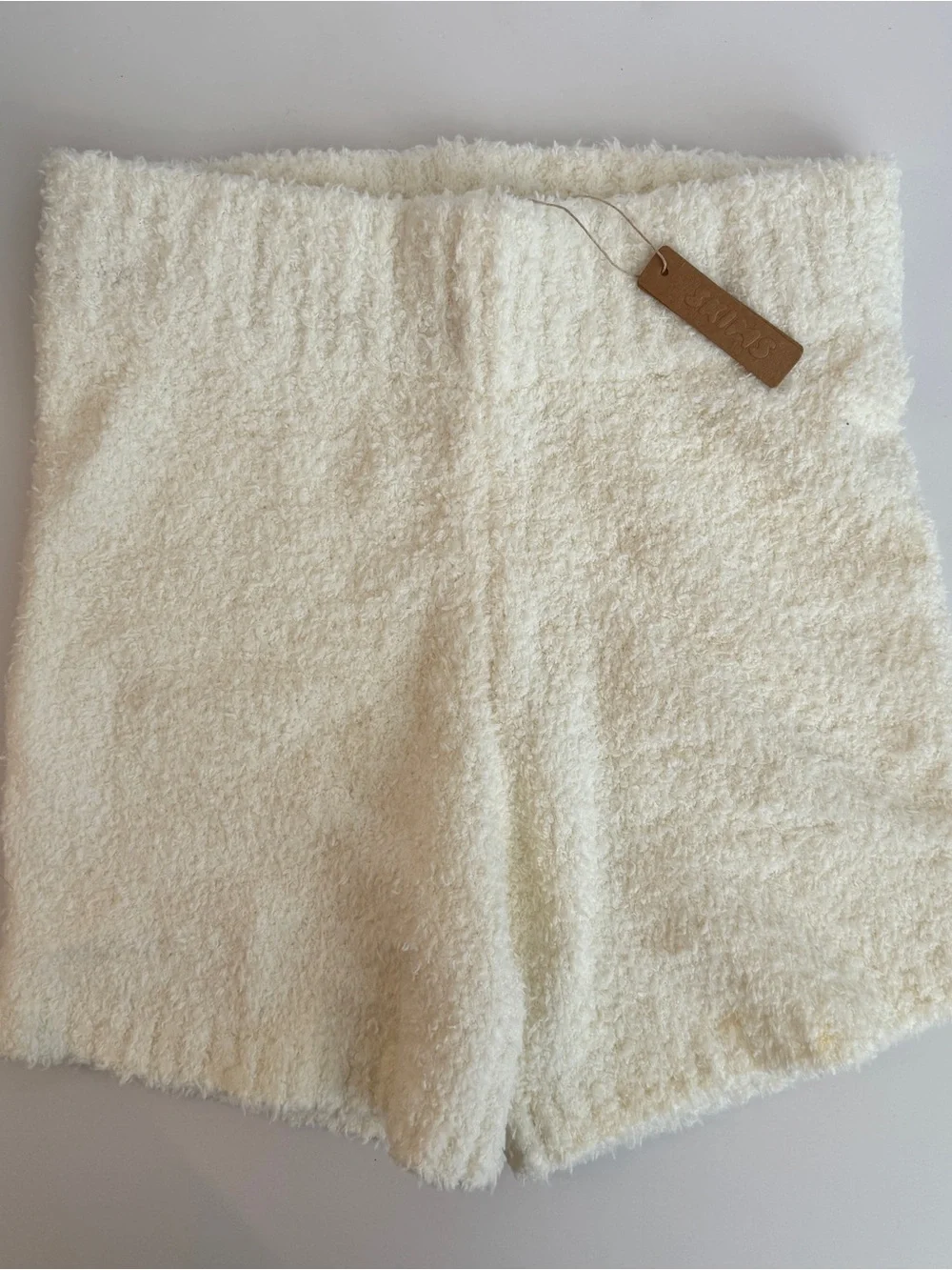 Skims Cozy Fuzzy Teddy Bear Cozy Shorts White S/M